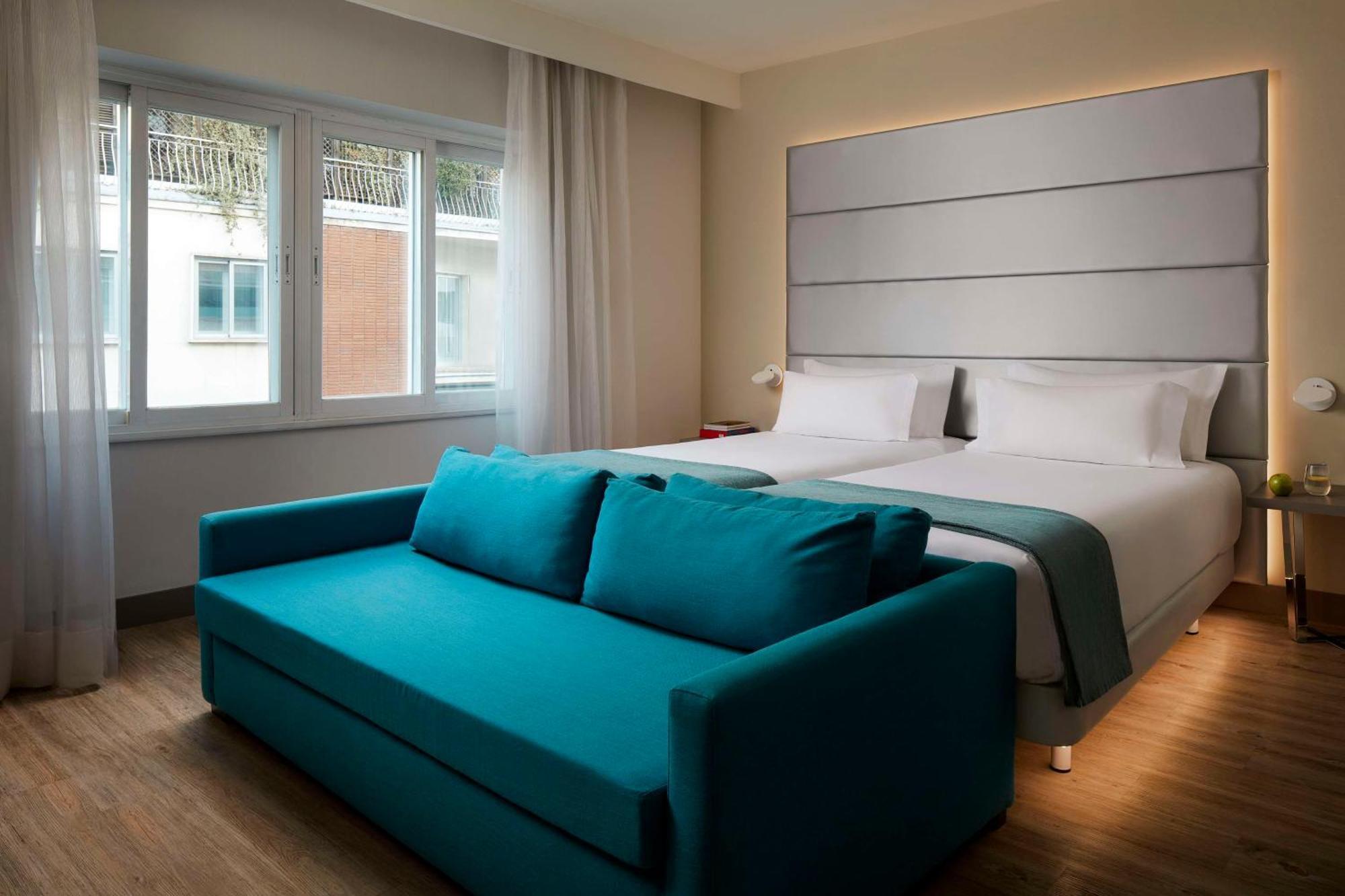 Nh Madrid Zurbano Hotel Ngoại thất bức ảnh