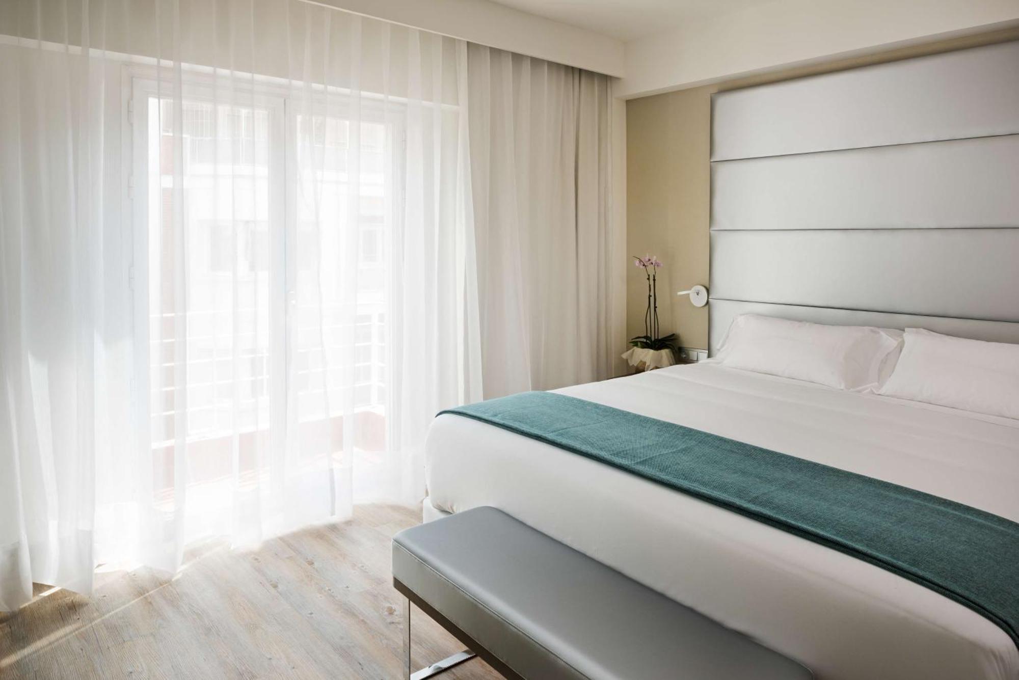 Nh Madrid Zurbano Hotel Ngoại thất bức ảnh